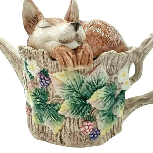 Vintage 1990 Fitz and Floyd Sleeping Fox Teapot Painted Retired Dimensional - Picture 1 of 4